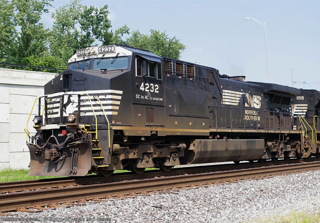 NS 4232